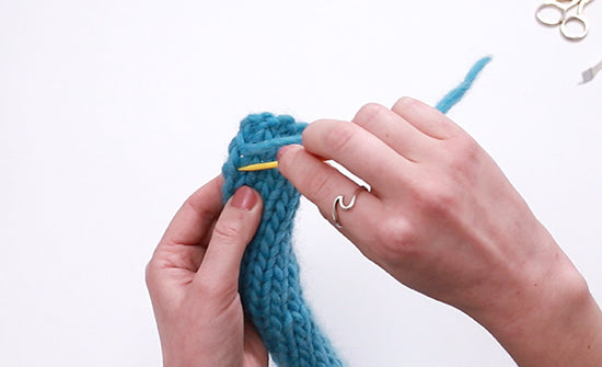 How to Weave in Loose Ends (On the Right Side)
