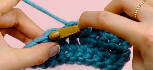 How to Slip Stitch (ss)