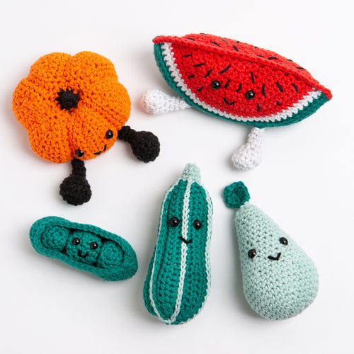 Courtney the Courgette Amigurumi Crochet Kit