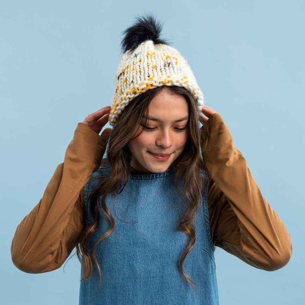 Go-To Beginner Beanie | Beginner Knitting Kit | Stitch & Story