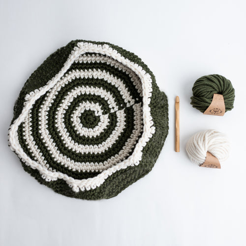 Paws 'n' Chill Pet Basket Downloadable Pattern