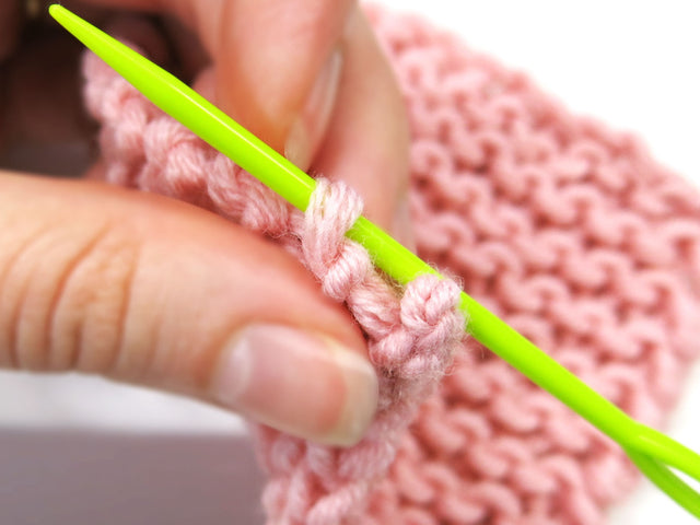 Sewing Up: Vertical and Horizontal (Garter Stitch)