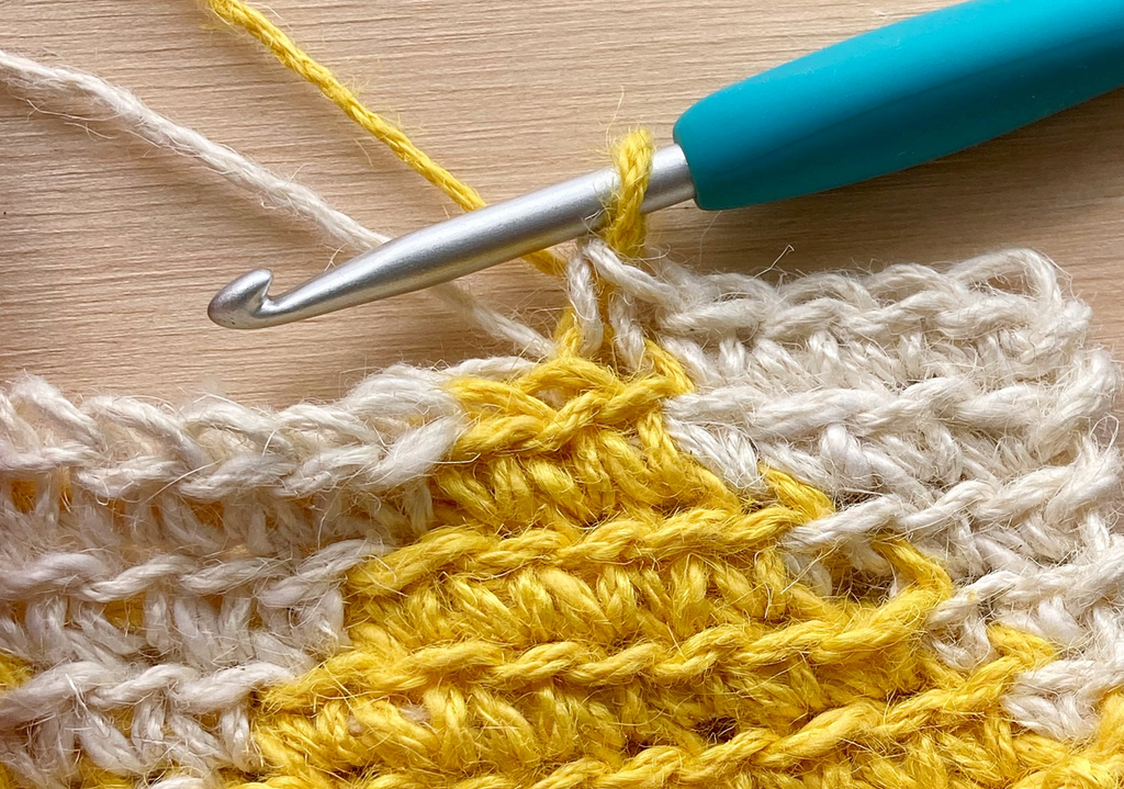 How to do Tapestry Crochet: step-by-step photo tutorial