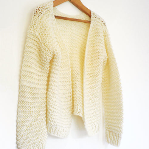 Bisous Cardigan Knitting Kit