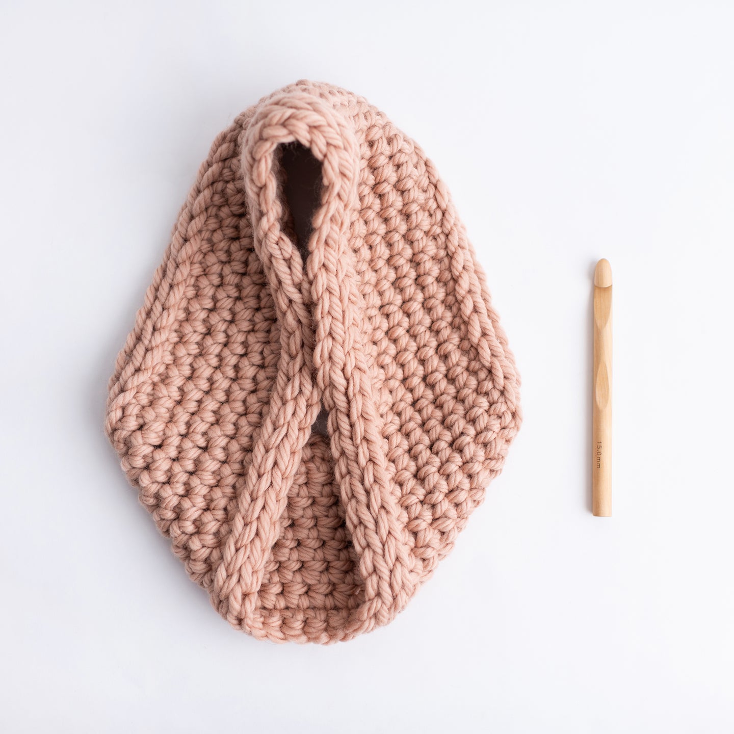 Chunky Weekend Cowl Crochet kit
