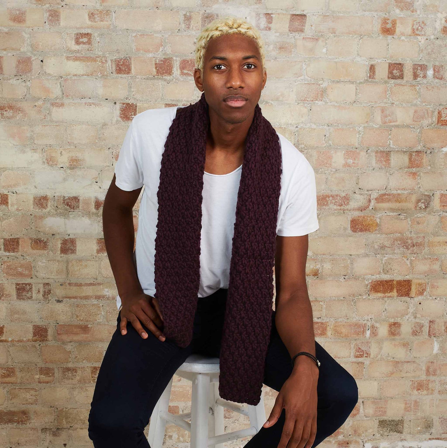 Theo Pebble Scarf Knitting Kit