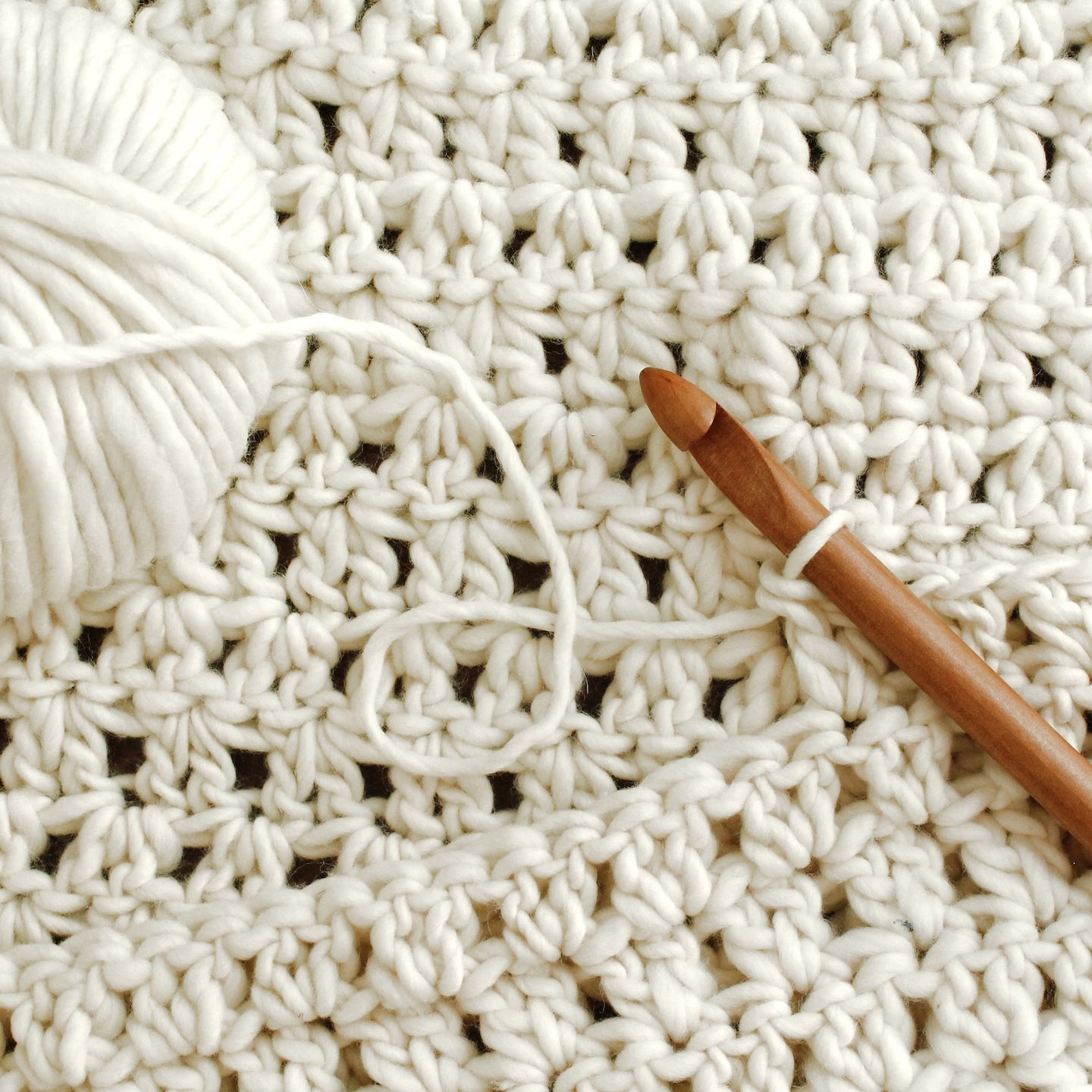 Skye Tassel Throw Crochet Kit