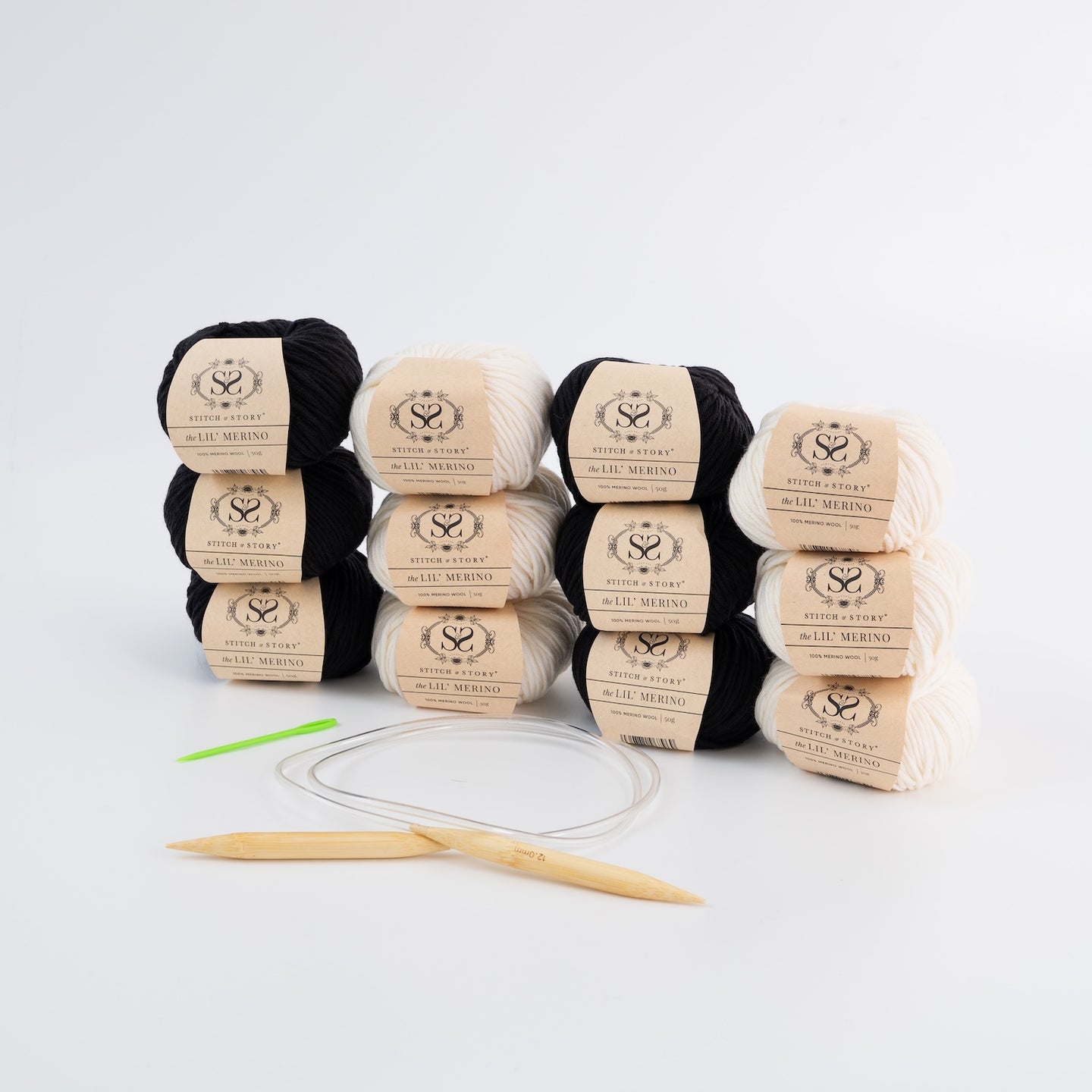 Peanuts: Snoopy Throw Knitting Kit