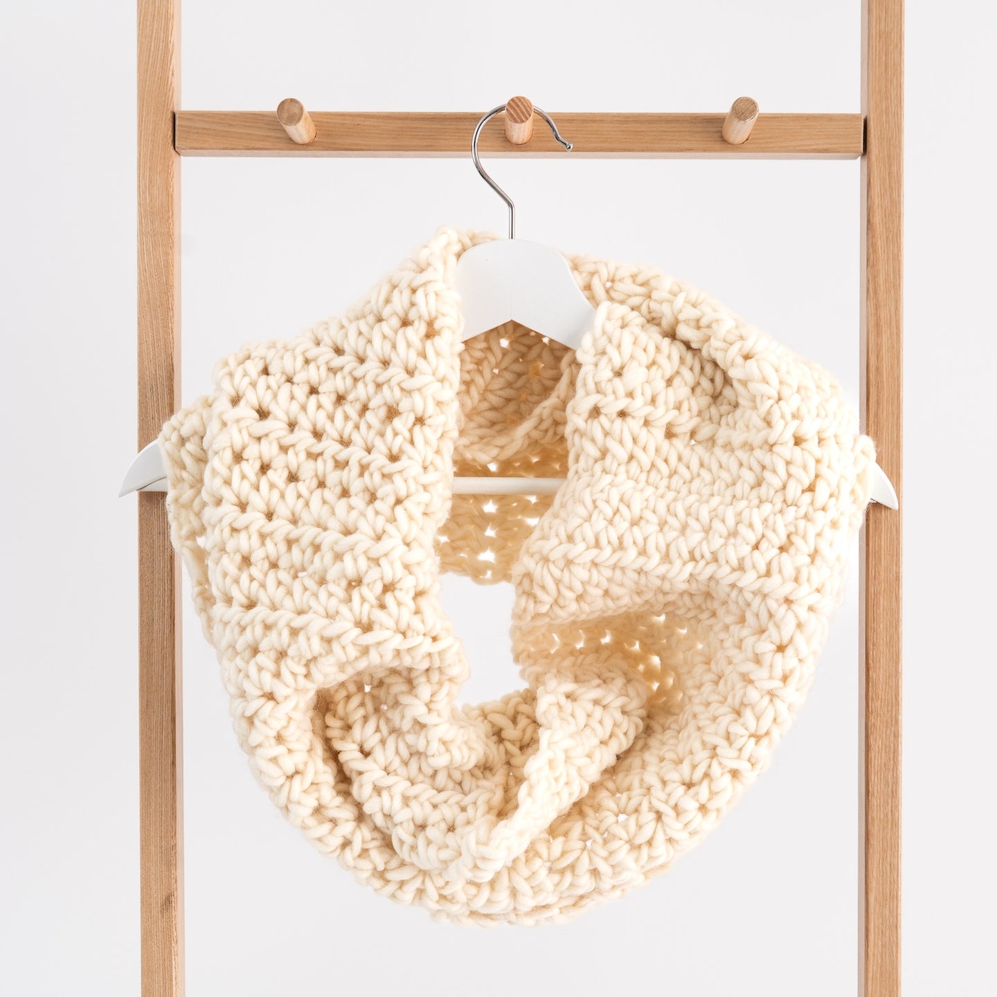 Ari Crochet Snood Crochet kit