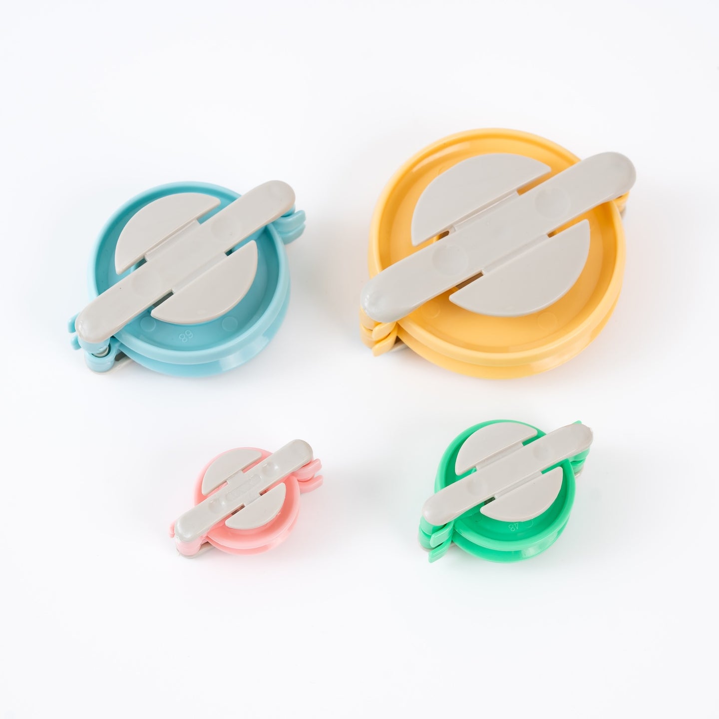 Pompom Craft Kit & Yarn