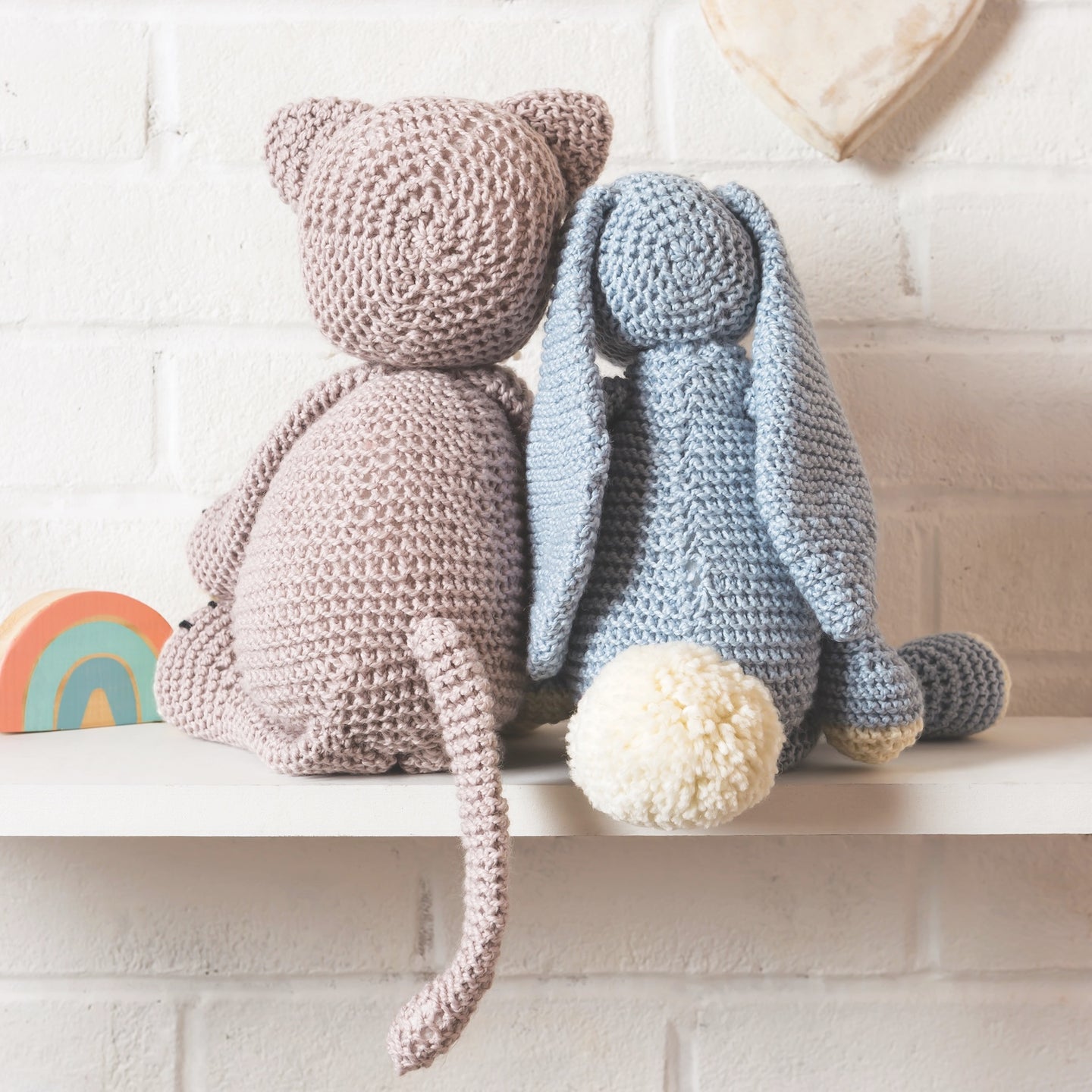 Robyn Octopus and Friends Knitting Book by Claire Gelder