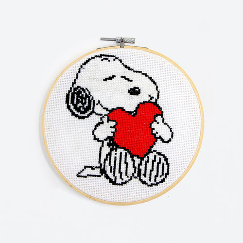 Peanuts: Heart Cross Stitch Kit