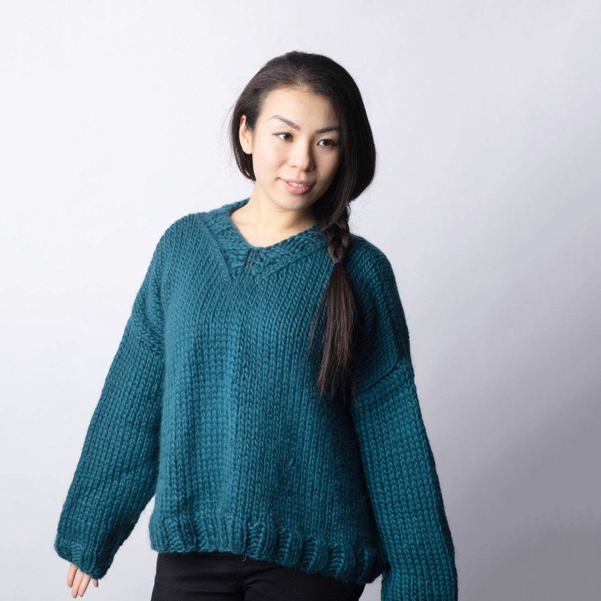 Pia Weekend Sweater Knitting Kit
