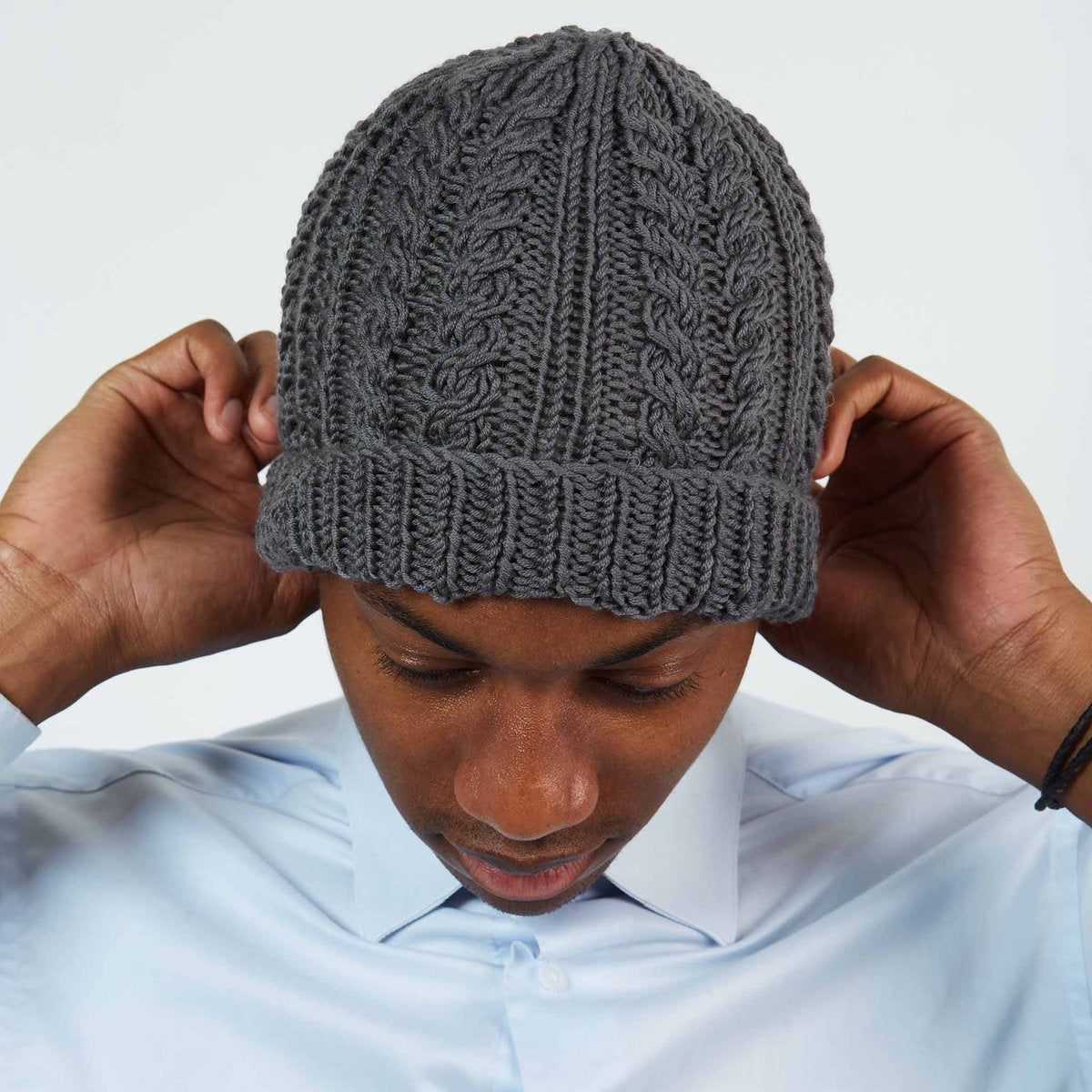 Cable knit deals beanie