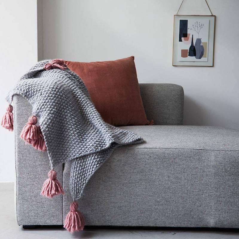 Chunky Tassel Throw Knitting Kit Beginner Stitch Story