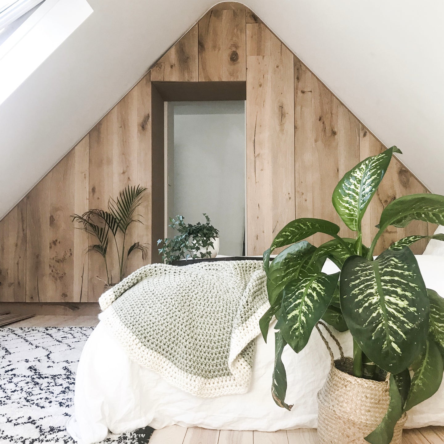 Tate Circular Rug Downloadable Pattern