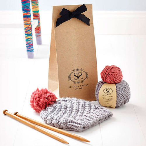 Luca Pom Hat Knitting Kit - Dust Pink Pompom